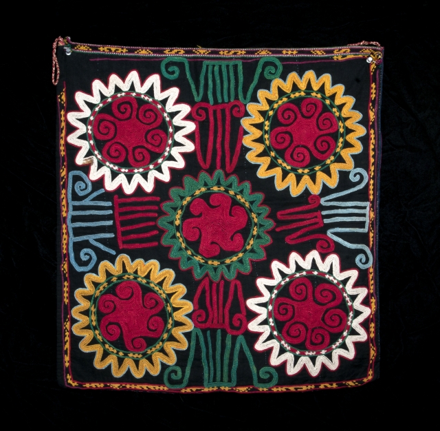 Early 20th century Kungrat ilgich embroidery. 